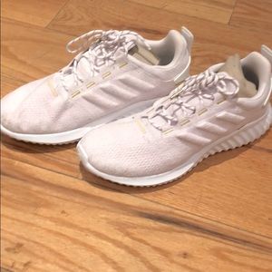 Adidas bounce sneakers brand new